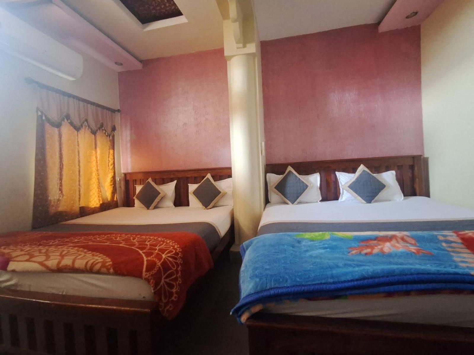 Hotel Om Pushkar Luaran gambar