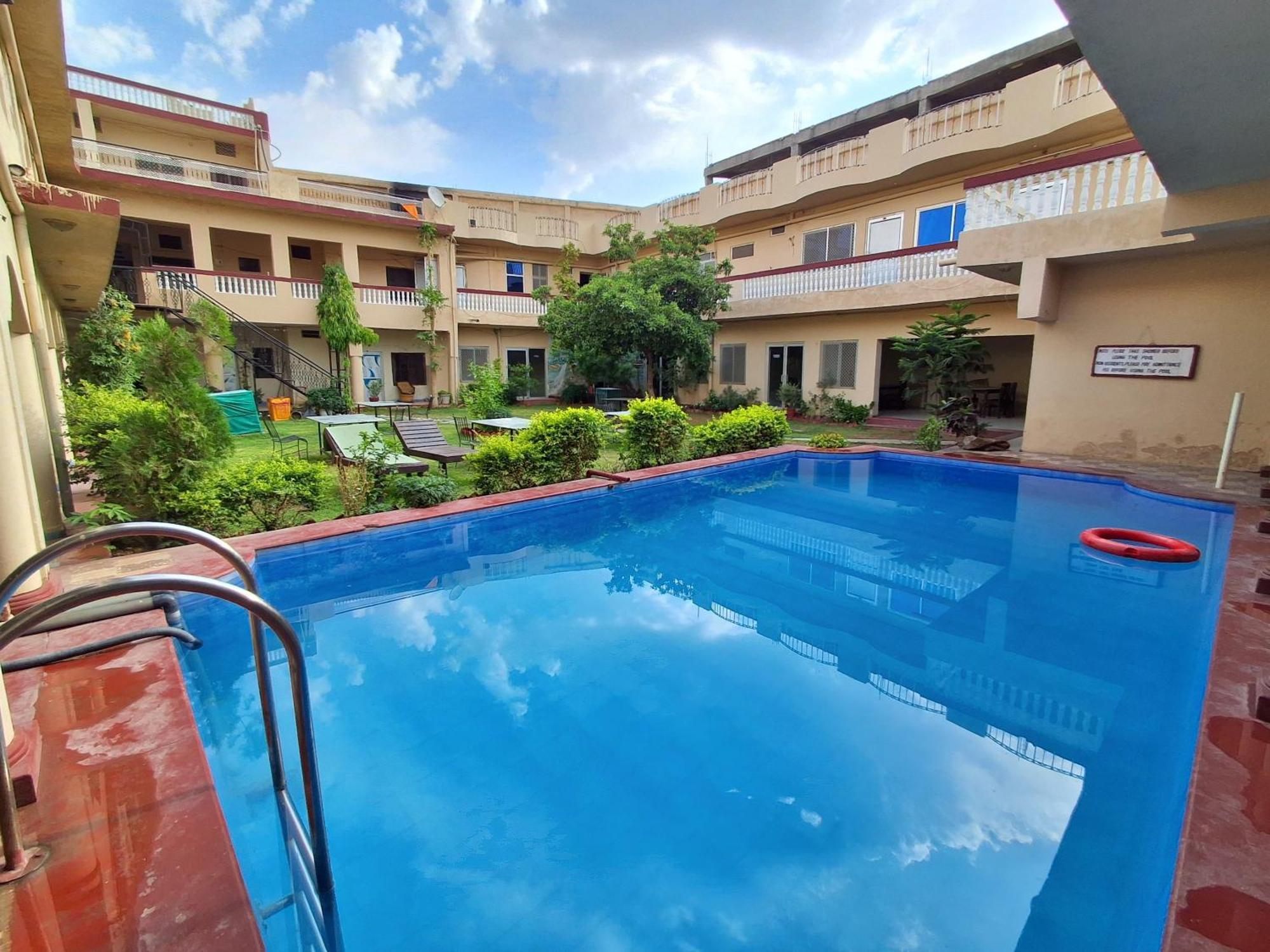 Hotel Om Pushkar Luaran gambar